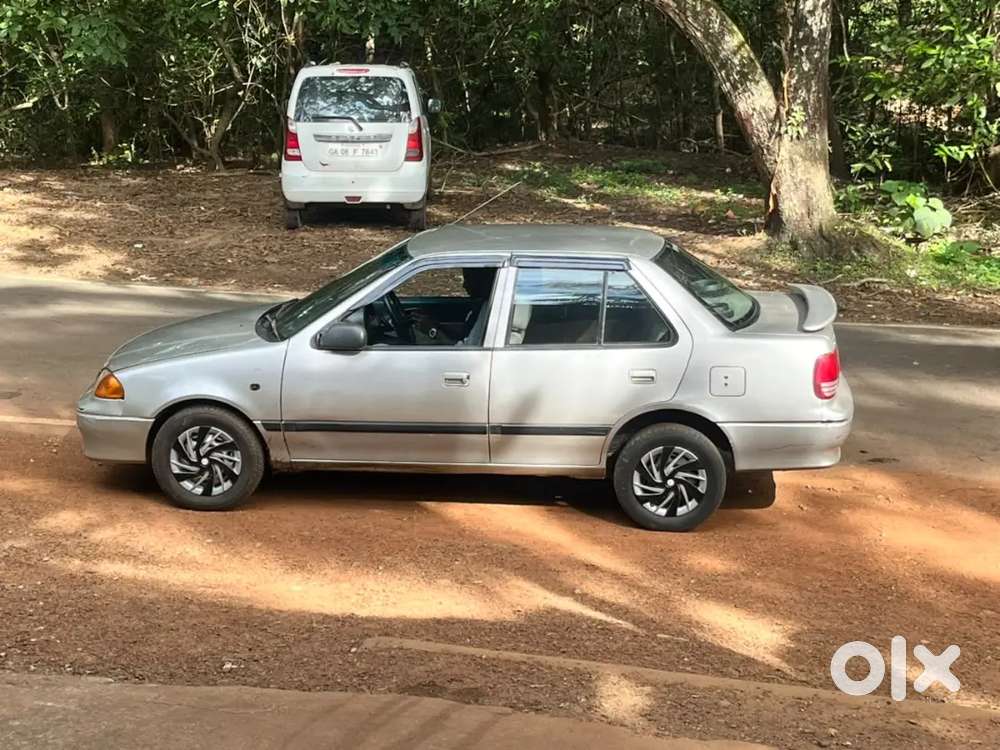 2003 Maruti Suzuki Esteem