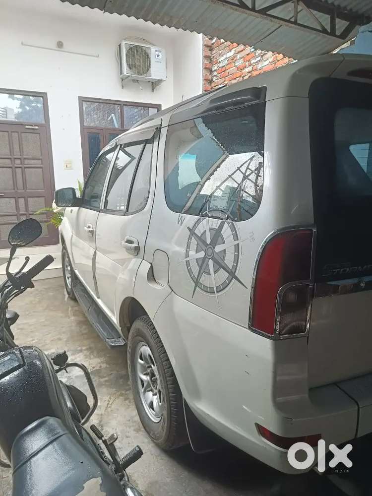 Tata Safari Storme 2014 Diesel 90000 Km Driven