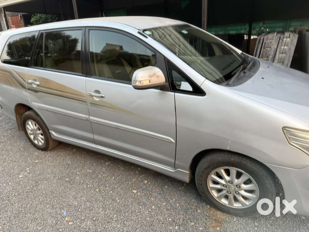 Toyota Innova Diesel 2013