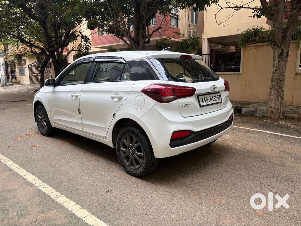 Hyundai I20 Sportz Plus, 2020, Petrol