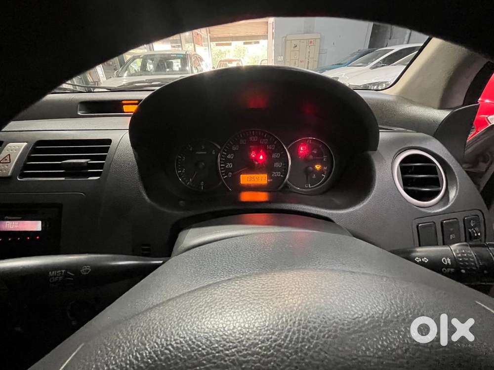 Maruti Suzuki Swift Vdi Bsiv W Abs, 2011, Diesel