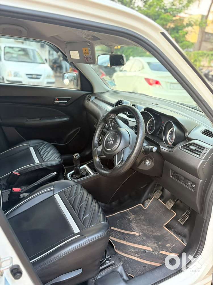 Maruti Suzuki Swift Vxi + Manual, 2020, Petrol