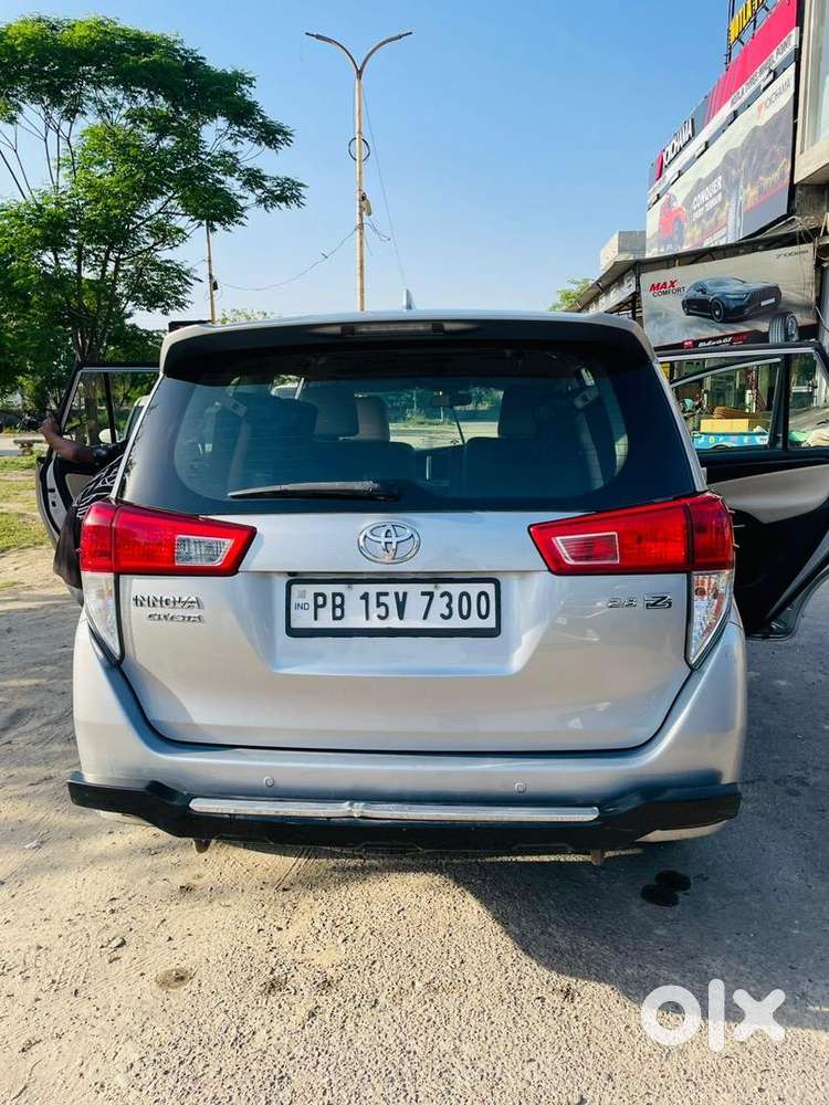 Toyota Innova Crysta 2019 Diesel 150000 Km Driven