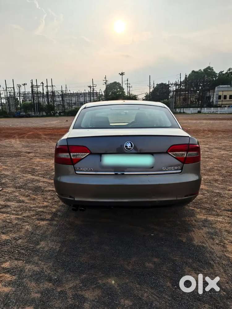 Skoda Superb 2014 Diesel Well Maintained