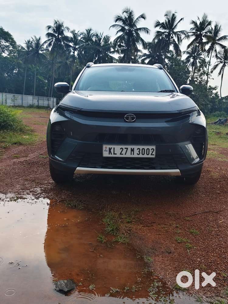 Tata Nexon, 2023, Petrol