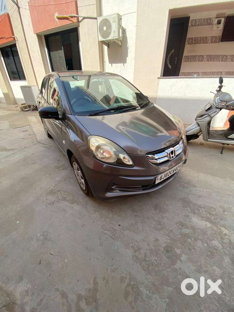 Honda Amaze 2015 Diesel Well Maintained