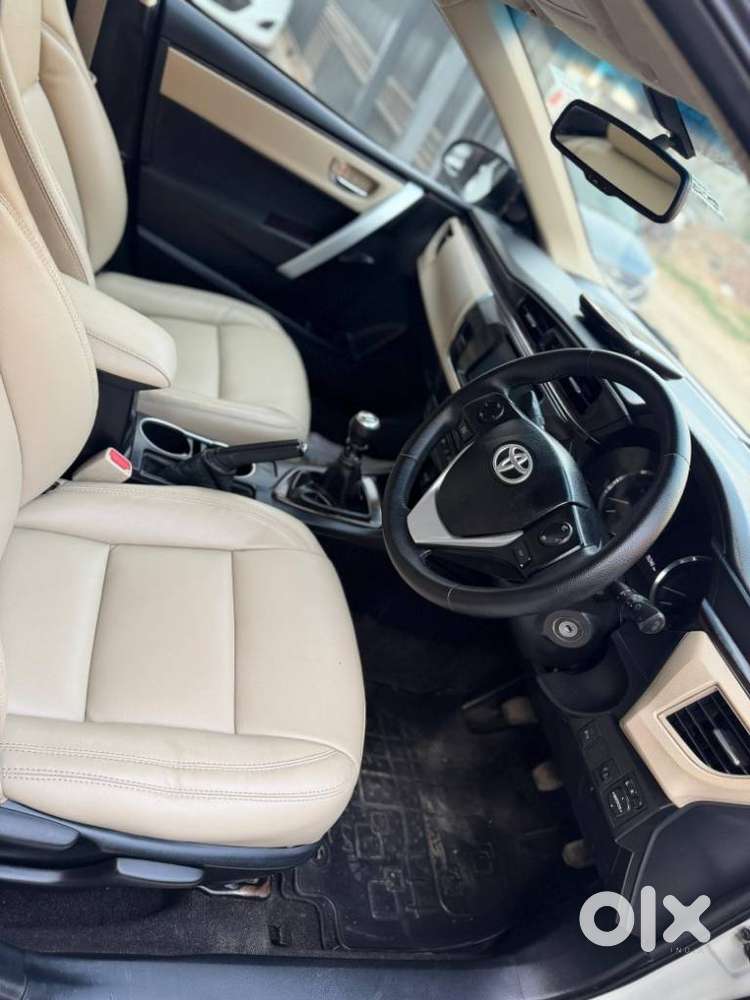 Toyota Corolla H4 1.8g, 2015, Petrol