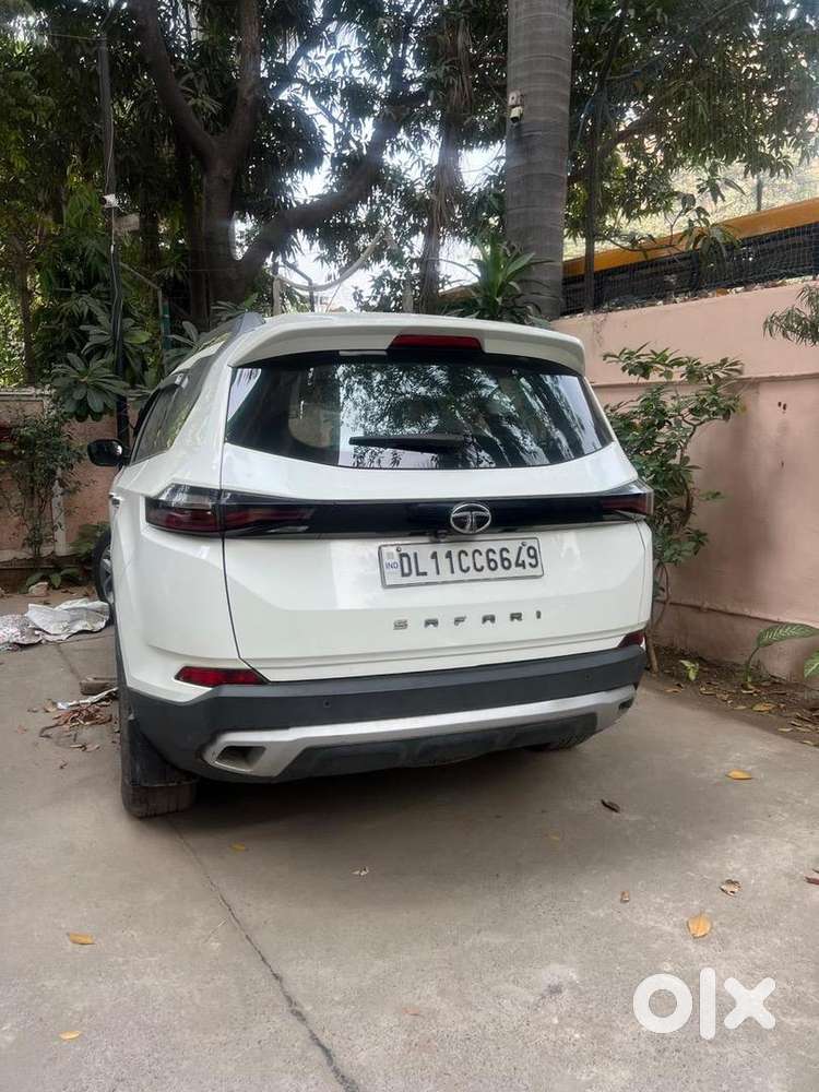Tata Safari 2021 Top Model