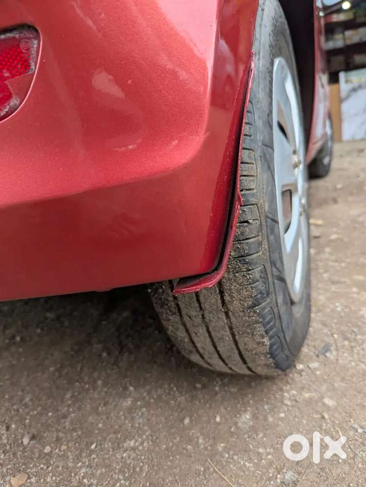 Hyundai I10 Sportz Autoclutch Petrol+lpg Car