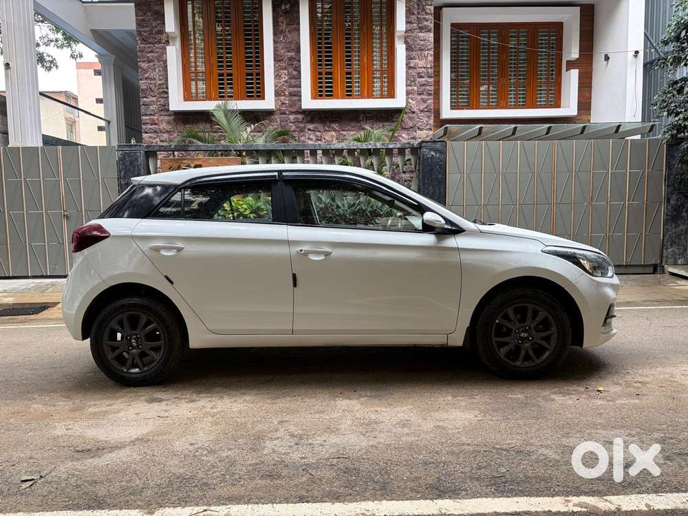 Hyundai I20 Sportz Plus, 2020, Petrol