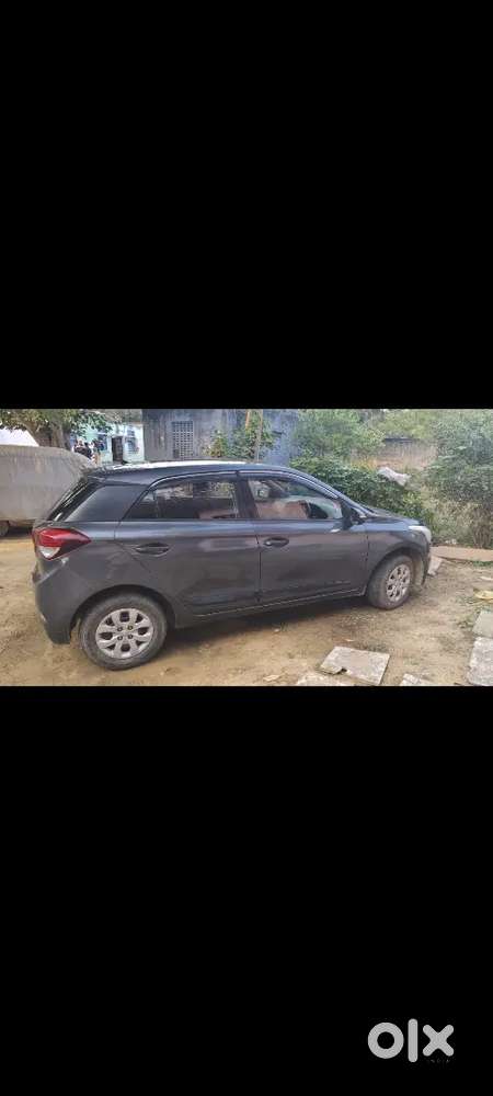 Hyundai Elite I20 4 Petrol 75000 Km Driven