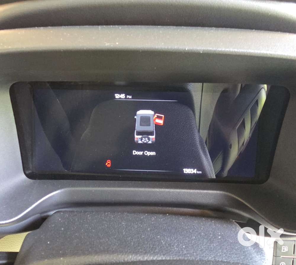 Mahindra Thar Roxx Ax7 L Diesel Mt 2wd, 2025, Diesel