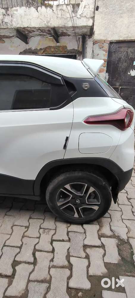 Tata Punch Pure Icng 2024 Second Owner