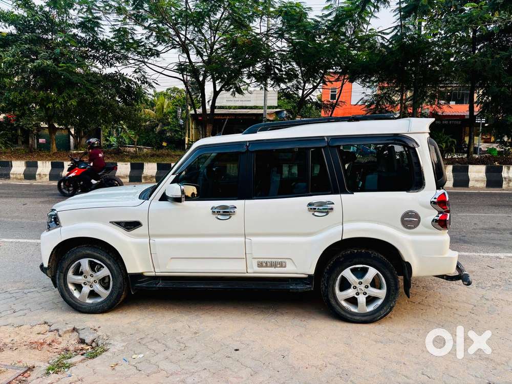Mahindra Scorpio S11 Mt 7s, 2021, Diesel