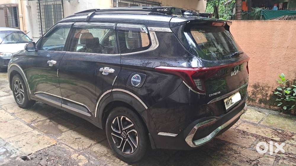 Kia Carens Luxury Fully Loaded Petrol Well Maintained