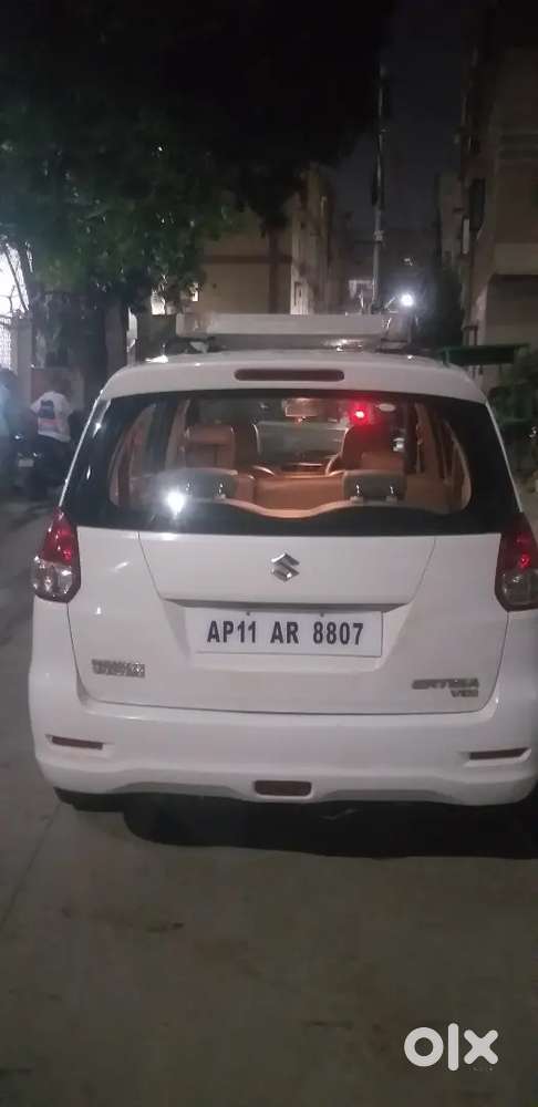 Maruti Suzuki Ertiga 2013