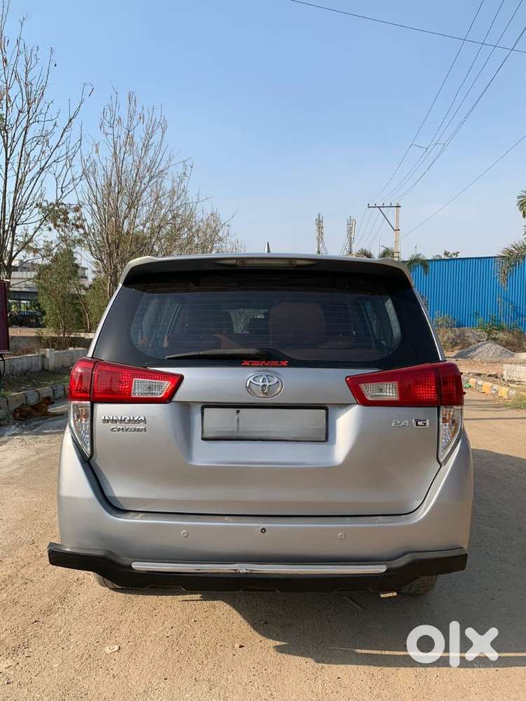 Toyota Innova Crysta 2.4 G Mt 8s, 2017, Diesel