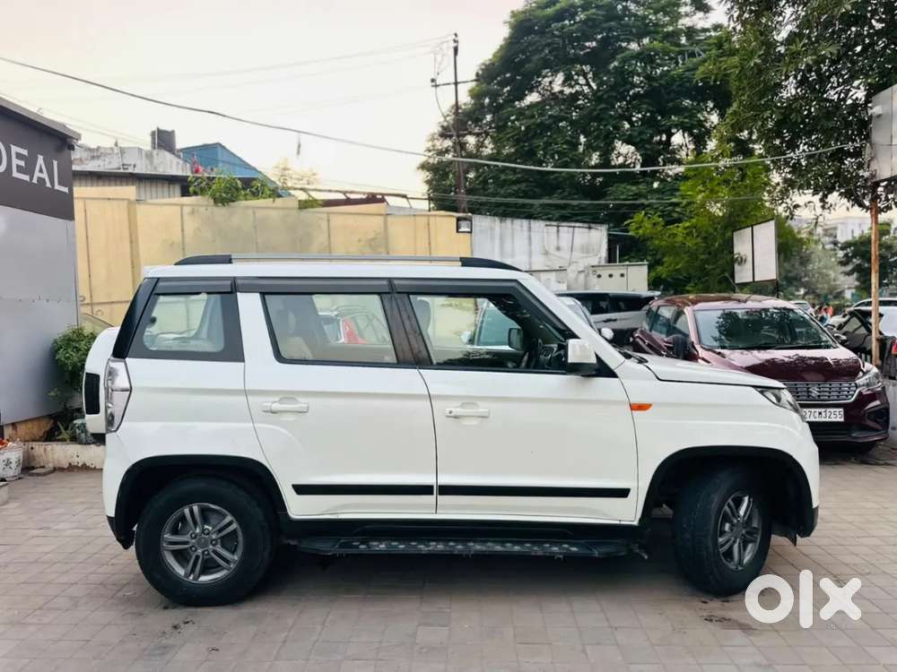 Mahindra Tuv 300 T10, 2020, Diesel