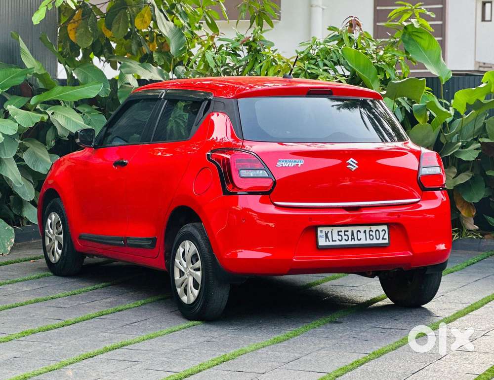 Maruti Suzuki Swift Vxi Optional, 2020, Petrol
