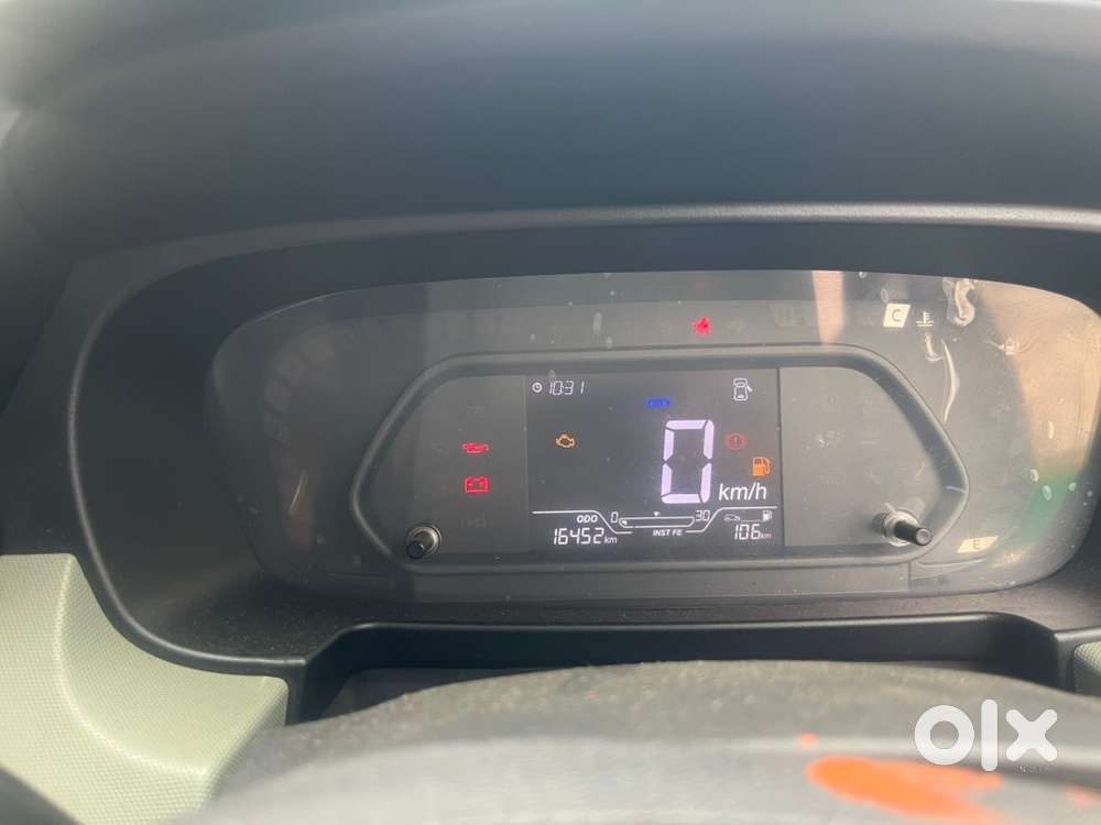 Tata Punch Petrol 2024