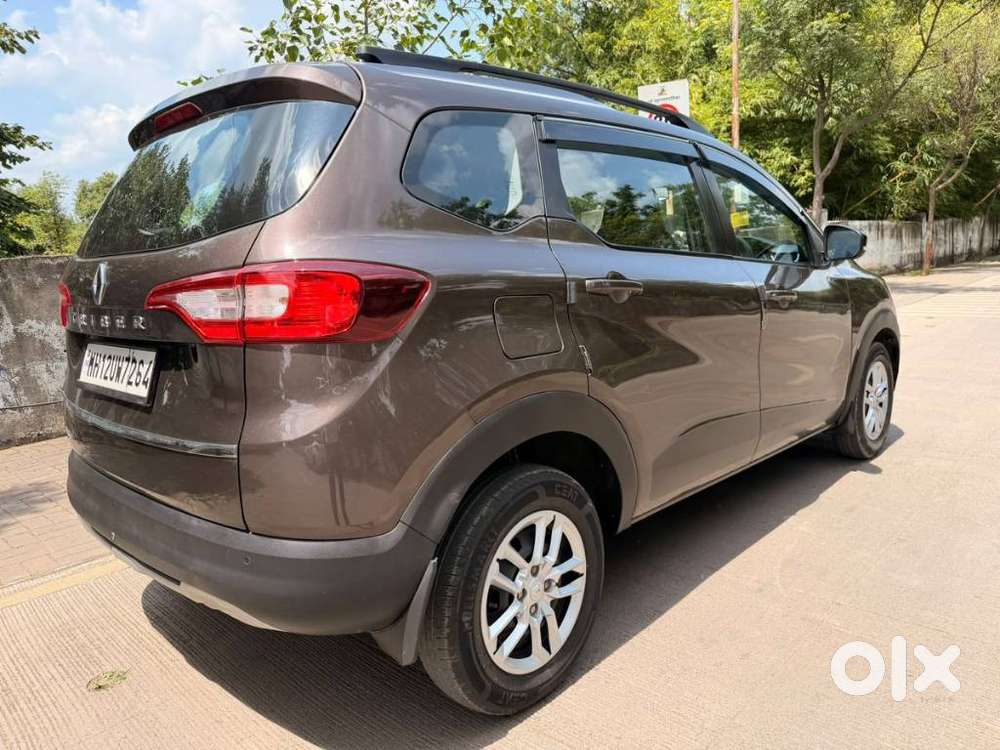 Renault Triber Rxt, 2022, Petrol