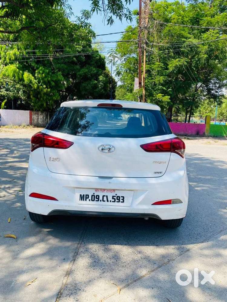 Hyundai I20 Magna 1.2 Mt, 2017, Petrol
