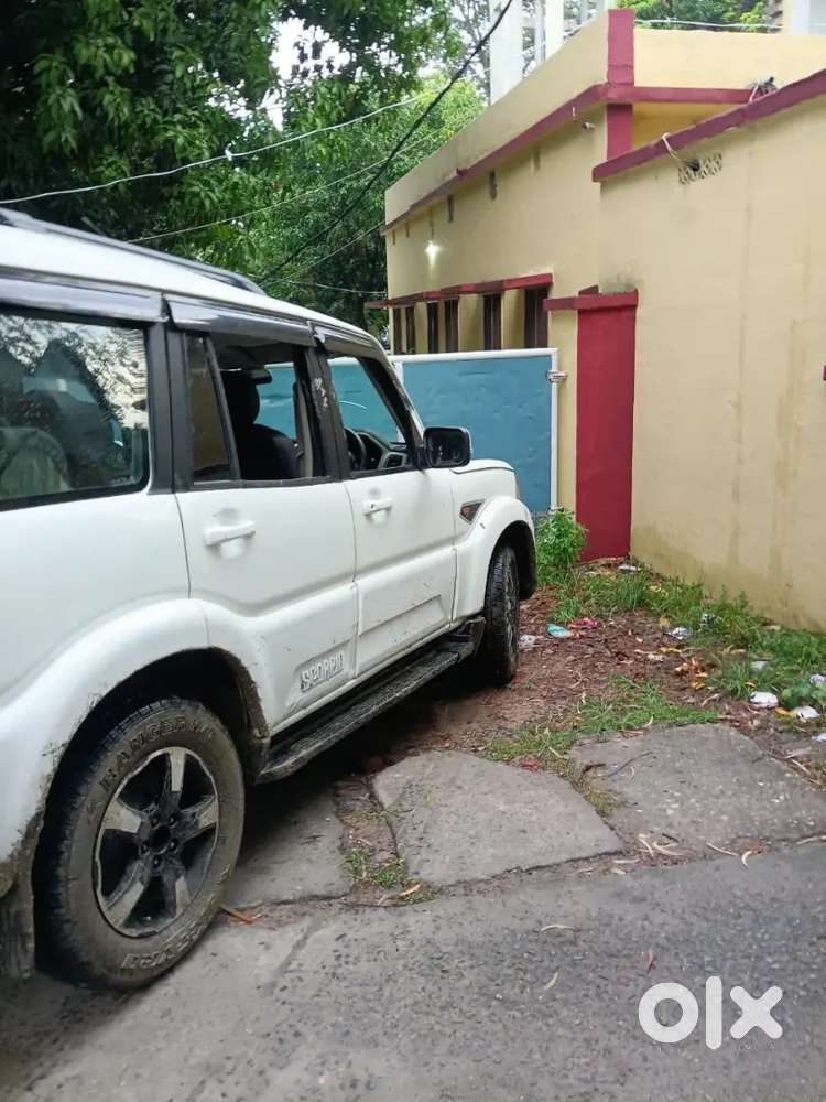 Mahindra Scorpio 2018 Diesel 120000 Km Driven