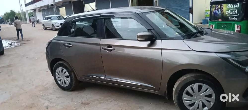 Maruti Swift Vxi 2025