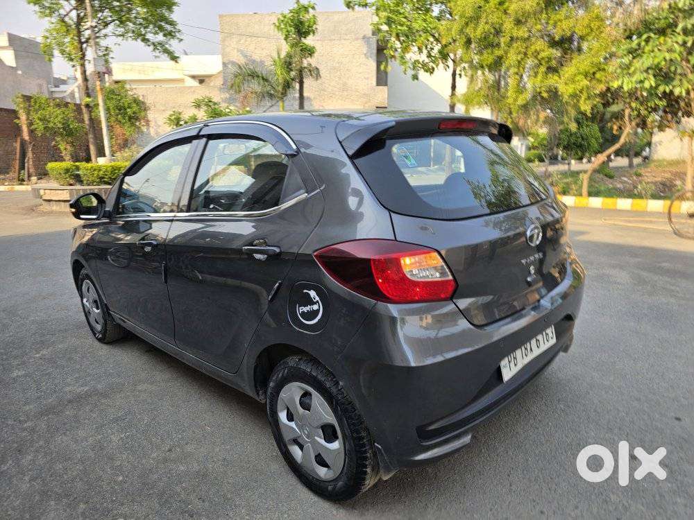 Tata Tiago 1.2 Revotron Xt (o), 2022, Petrol