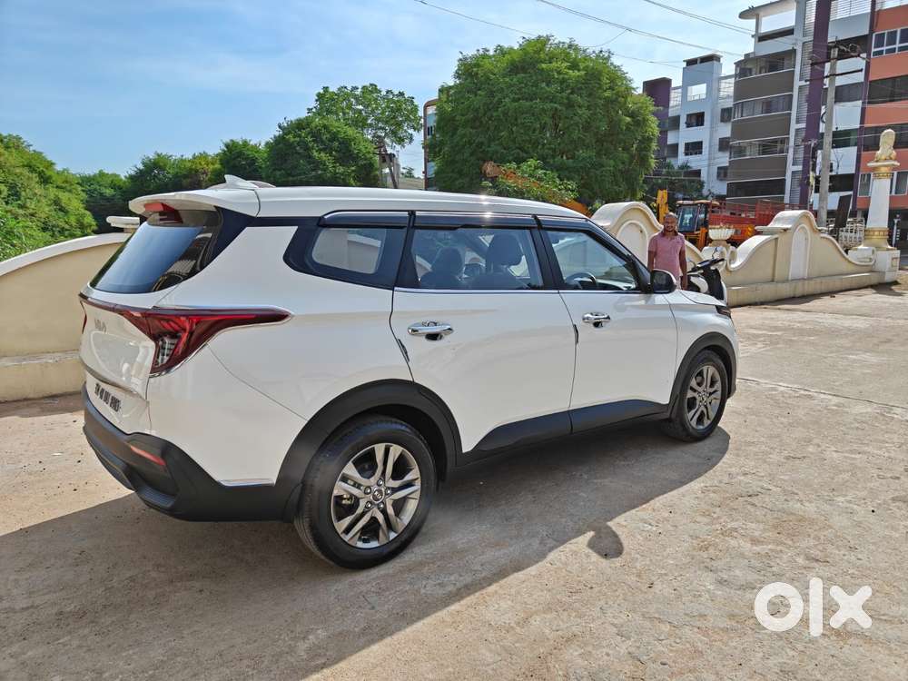 Kia Carens G 1.5 6mt Premium (o) 7-seater, 2024, Diesel