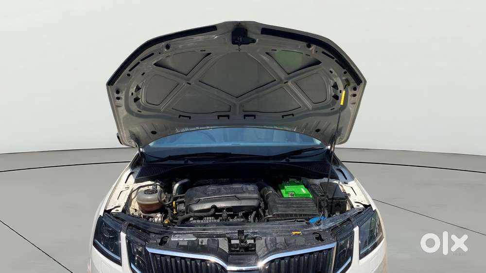 Skoda Octavia 1.8 Tsi At L K, 2018, Petrol