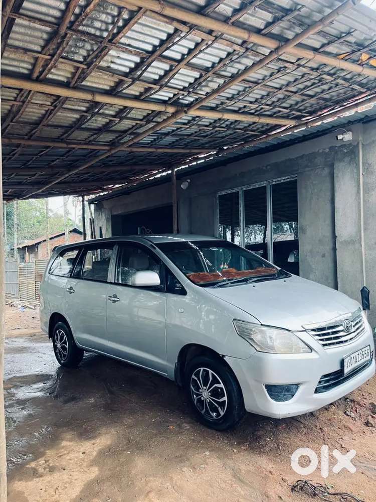 Toyota Innova 2012 Diesel Well Maintained