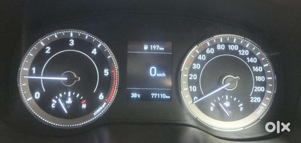 Hyundai Venue Sx (o) Mt 1.5 Diesel, 2022, Diesel