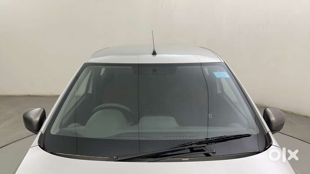 Renault Kwid 2019-ongoing 1.0 Rxt Amt (o), 2018, Petrol