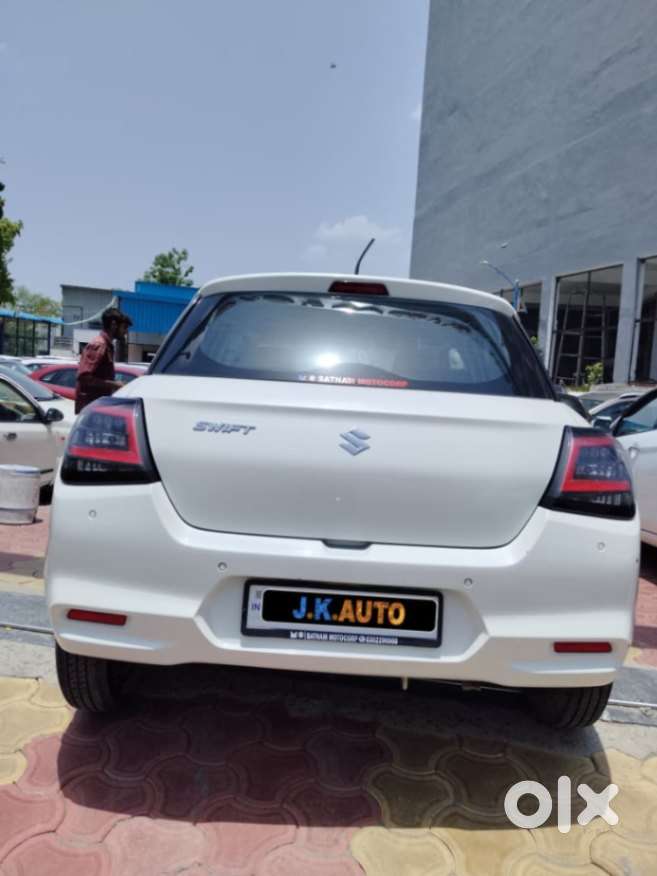 Maruti Suzuki Swift 1.2 Vxi (o), 2024, Petrol