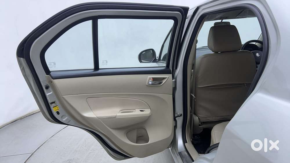 Maruti Suzuki Swift Dzire Vxi Optional, 2016, Petrol