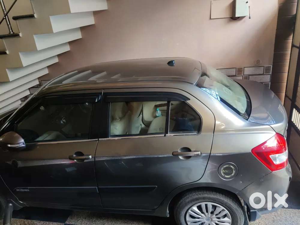 Maruti Suzuki Dzire 2016 Petrol 60000 Km