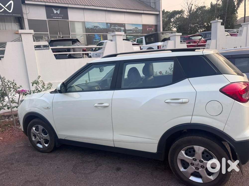 Mahindra Xuv300 2022 Diesel Well Maintained