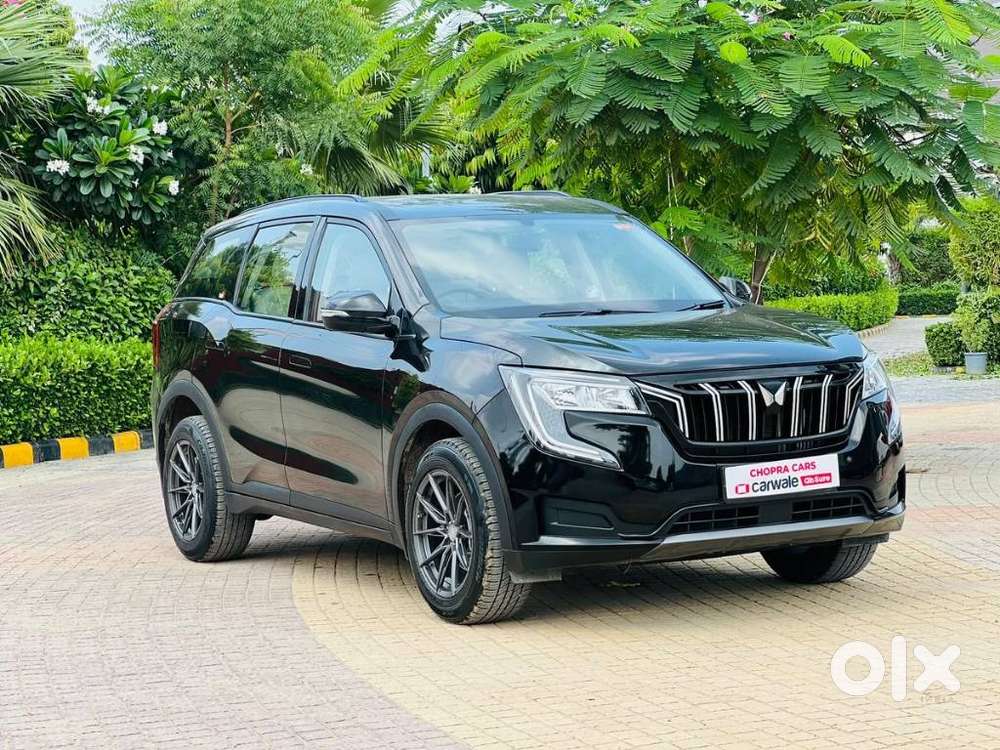 Mahindra Xuv700 2.2 Ax 5 Diesel At 7 Str, 2025, Diesel