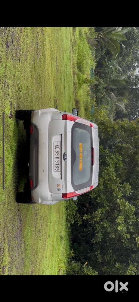 Ford Figo Petrol 2011