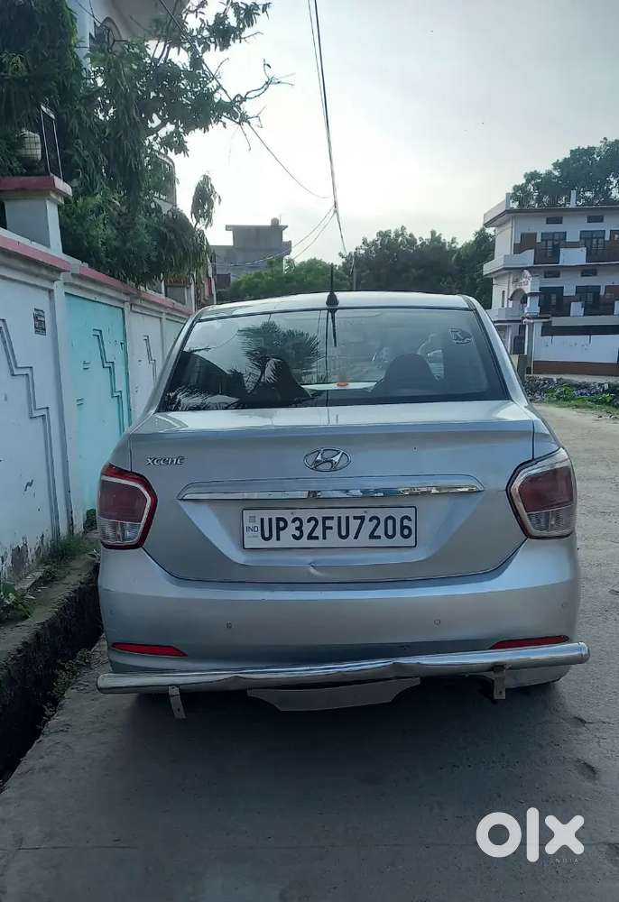 Hyundai Xcent 2014 Variant Petrol