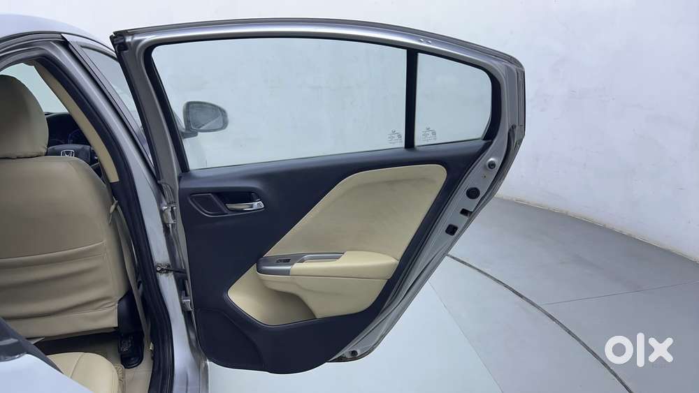 Honda City I-vtec S, 2016, Petrol