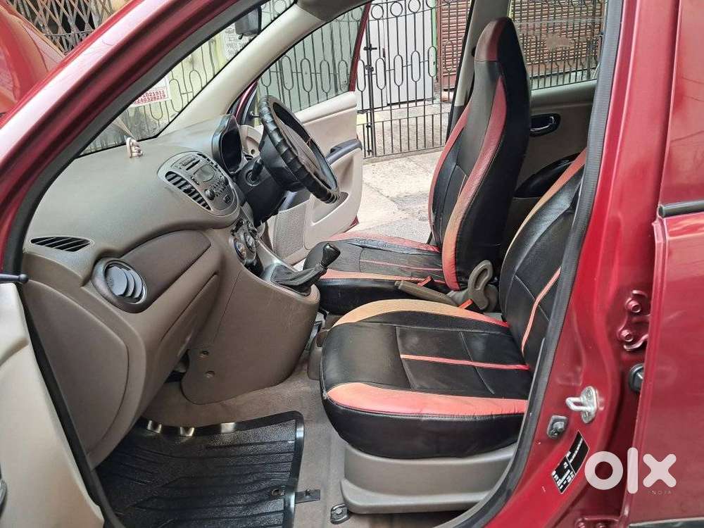 Hyundai I10 Sportz, 2017, Petrol