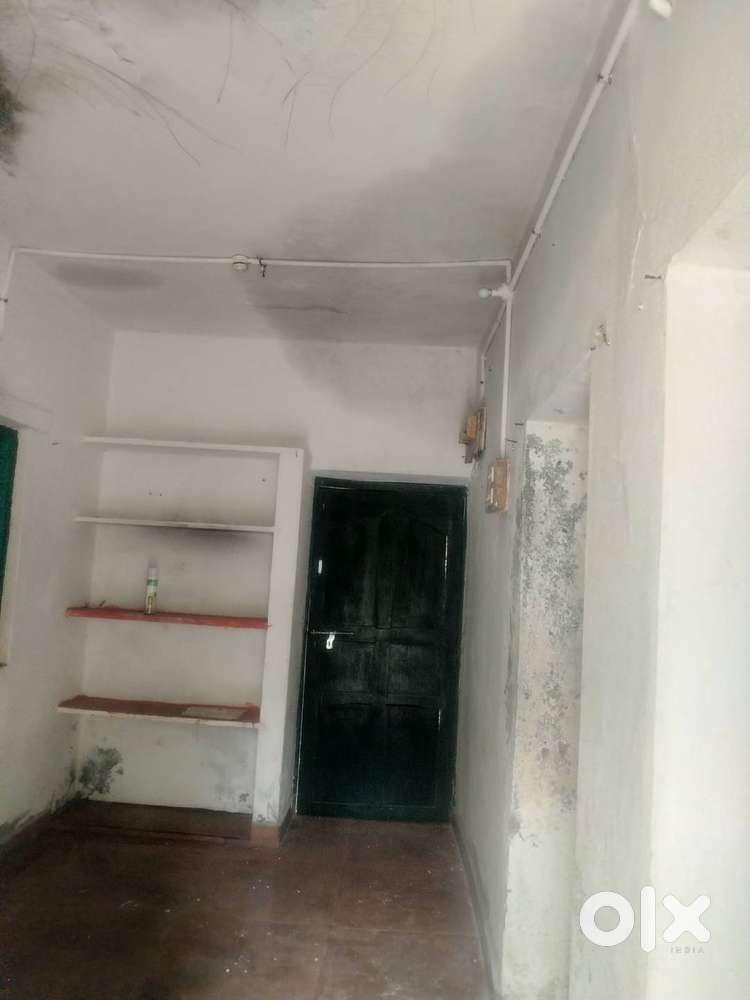 Small House for rent at Kallurupalli Housing Board colony Nellore