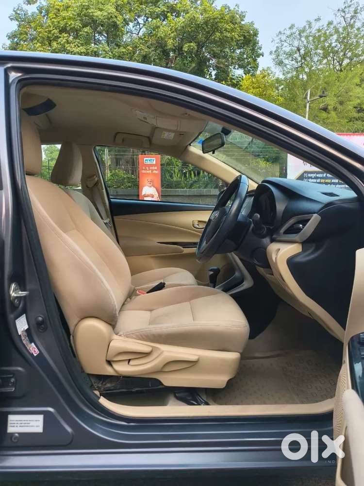 Toyota Yaris G Cvt, 2019, Petrol