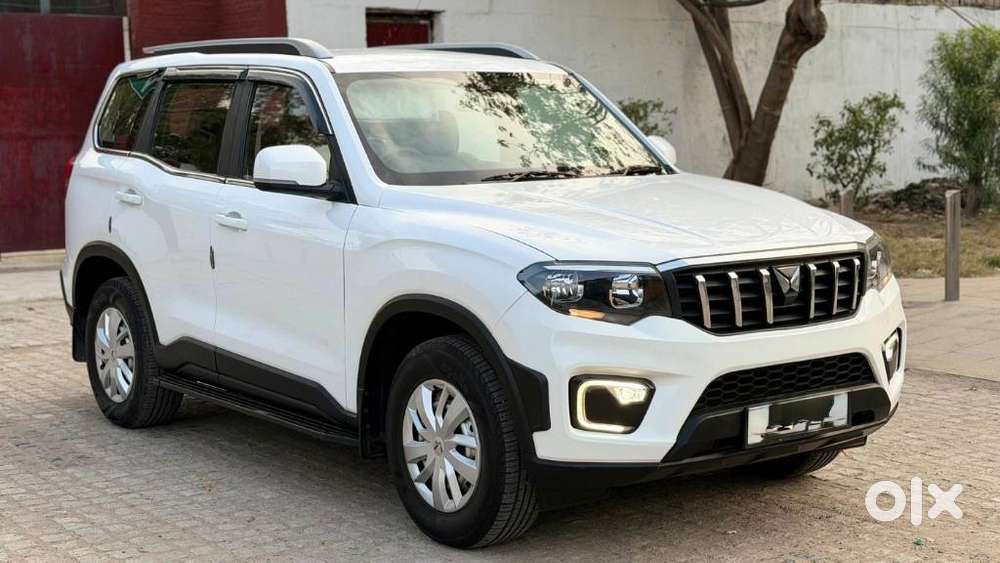 Mahindra Scorpio-n 2.2 Z2 Diesel Mt 7 Str, 2025, Diesel