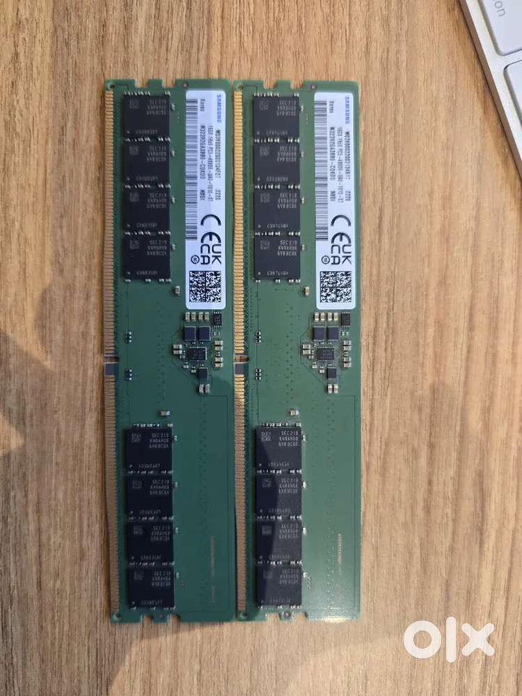32 GB DDR5 RAM