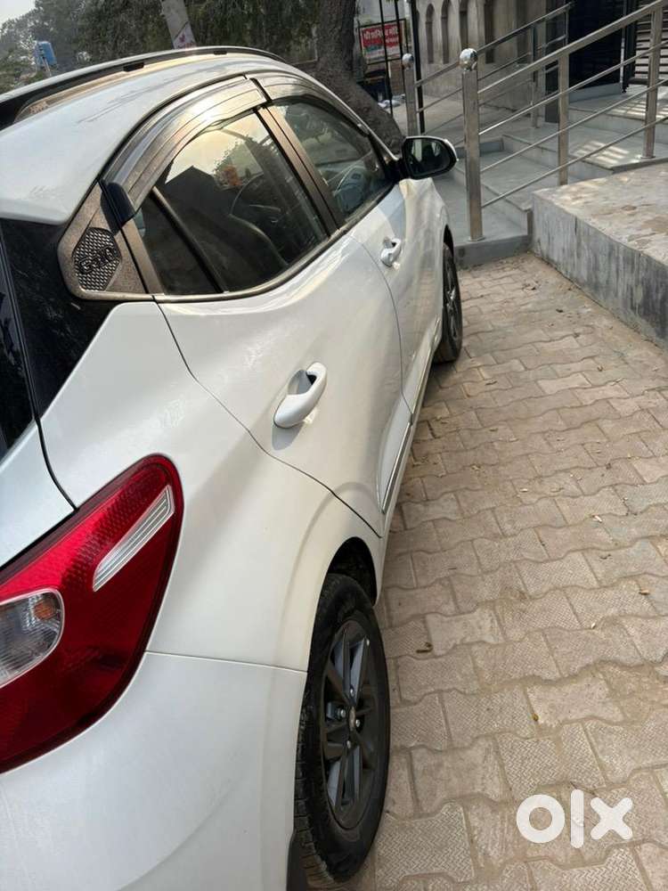 2020 Hyundai Petrol Manual Year