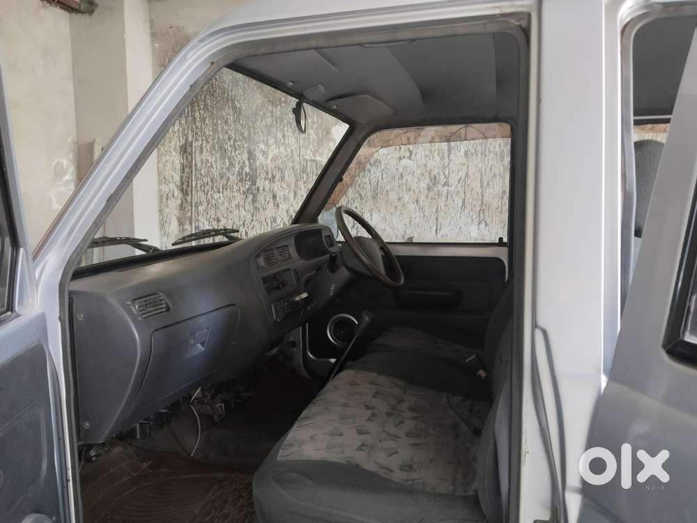 Toyota Qualis Gs 10-seater Diesel  2002  Single Owner  Well Maintai