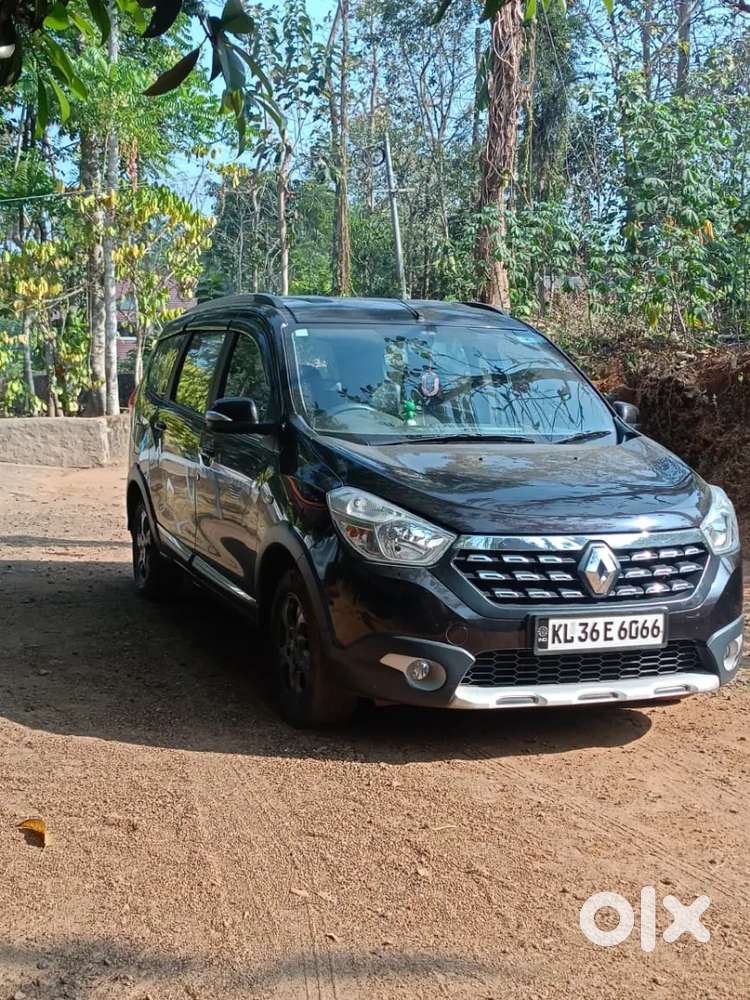 2015 Model Renault Lodgy Rxz